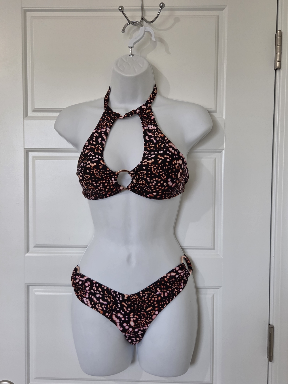 Victoria's Secret Looped Halter Top And Bikini Bottom Set In Spot Dye Size S